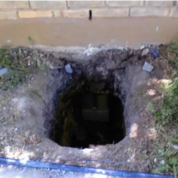 Image of tunneling, an advanced technique used to fix foundation problems.